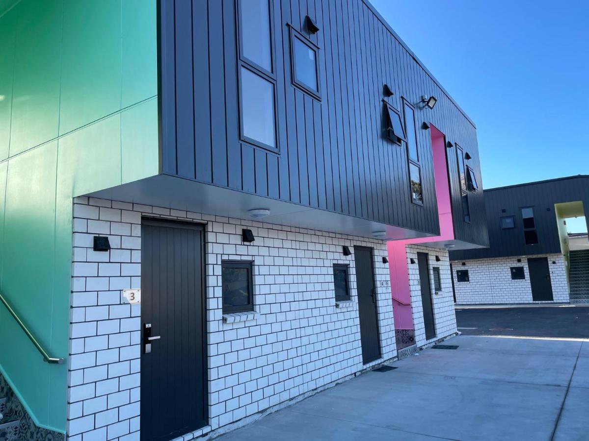Krishna Motel - Newly Built In Papakura Auckland Exteriör bild